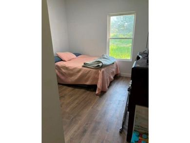 Beautiful nearly new, 2 bedroom, 1 bath home nestled in the - photo 16
