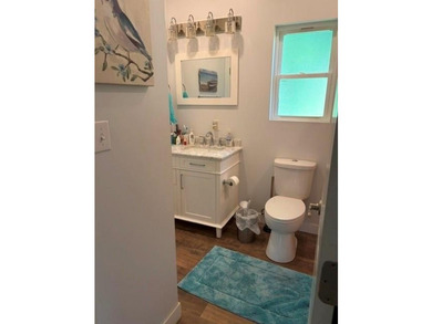 Beautiful nearly new, 2 bedroom, 1 bath home nestled in the - photo 17