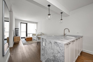 Welcome to unit 8D, your new home at the BLVD Condominiums! - photo 7