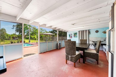 Welcome to this well-maintained 4-bedroom, 2-bathroom home - photo 29