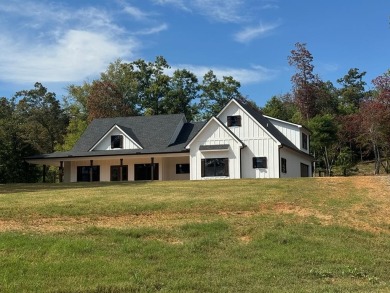 Lake Chatuge Home Active Under Contract in Hayesville North Carolina
