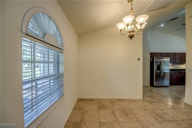 Presenting 4341 SW 25th Ct, a Lovely 4BD/3BA/2CG Pool Home - photo 8