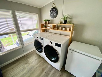 Welcome to your dream home! This double-wide mobile home is a - photo 16