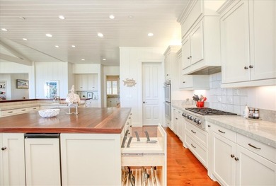ENJOY THE RECENT UPDATED PHOTOS: This beautifully designed - photo 22