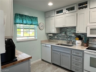 BEACHSIDE CHARM**CORNER UNIT**LOW TRAFFIC CUL-DE-SAC**NEWER - photo 8