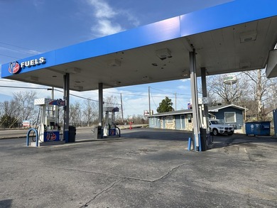 Busiest location on the strip, 76 Country Blvd, Branson, MO. Gas - photo 2