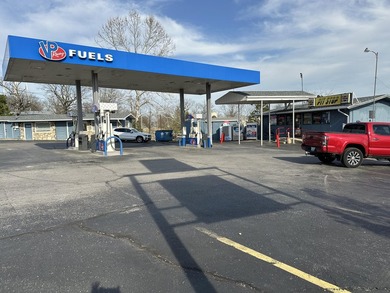 Busiest location on the strip, 76 Country Blvd, Branson, MO. Gas - photo 3