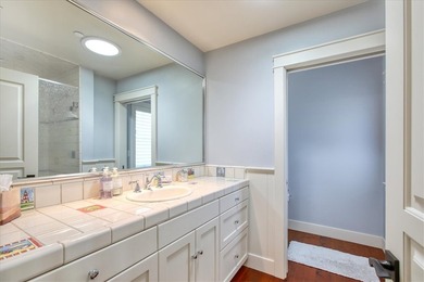 ENJOY THE RECENT UPDATED PHOTOS: This beautifully designed - photo 53