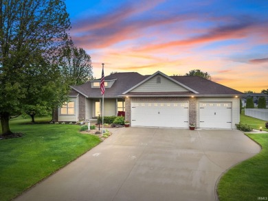 Lake Home For Sale in Leesburg, Indiana
