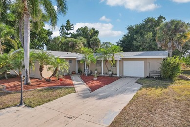 Port Charlotte Waterway Area Home For Sale in Port Charlotte Florida