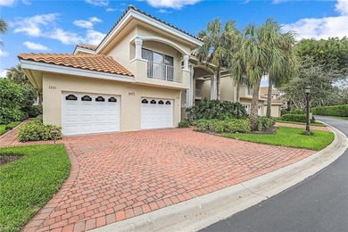 Light and bright 3 Bedroom 2 Bath first-floor end unit with - photo 1