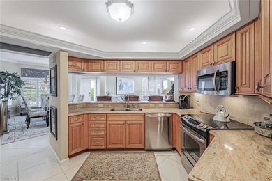 Light and bright 3 Bedroom 2 Bath first-floor end unit with - photo 8