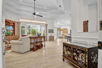 Beautifully maintained pool home in the desirable Bluffs - photo 3
