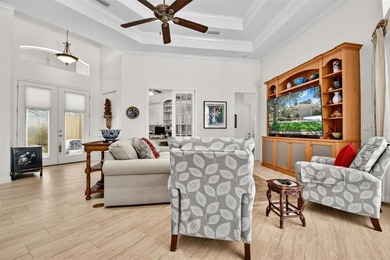 Beautifully maintained pool home in the desirable Bluffs - photo 6