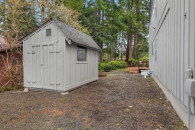 Golf Course Home with 3 car Garage Corner Lot - photo 28