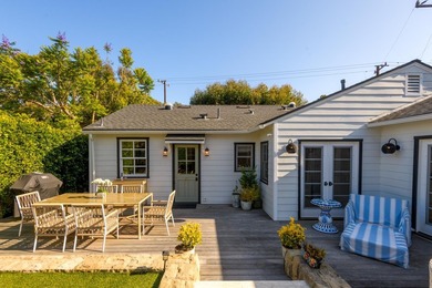 Enchanting single-level California Cottage with stunning - photo 13