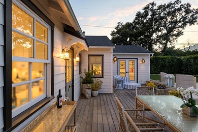 Enchanting single-level California Cottage with stunning - photo 14