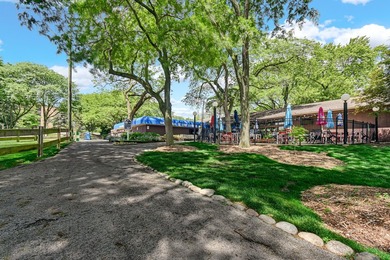 Come home to serenity every day. This ground-floor waterfront - photo 16