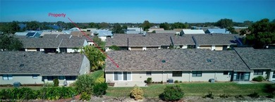 Beautifully updated 2 bedroom, 2 bath split floor plan condo in - photo 23