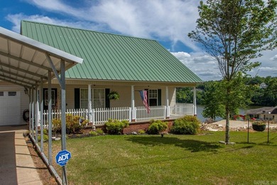 Welcome to 141 Couchwood Terrace! Enjoy peaceful lake-area - photo 3