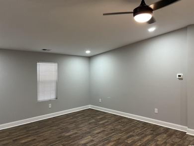 Quiet Beach Living in Garden City Beach / Murrells Inlet with - photo 4