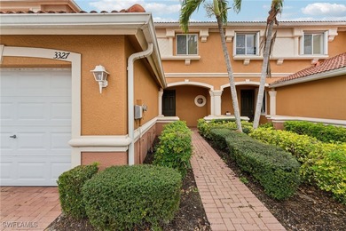 Cape Coral Area Townhome/Townhouse For Sale in Cape Coral Florida