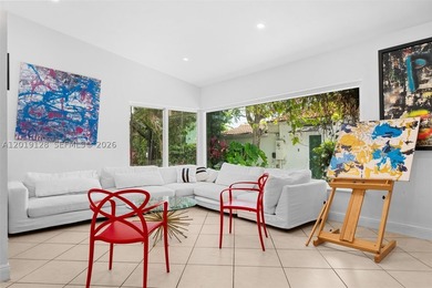 Nestled on prestigious Prairie Avenue in the heart of Mid-Beach - photo 8
