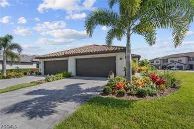 Welcome to the one that sets the standard - a standout villa - photo 1