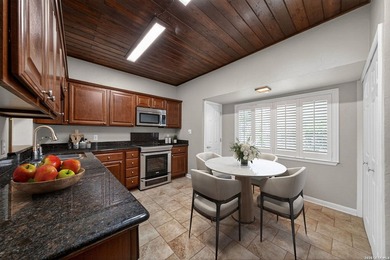 Enjoy the privacy of a stand-alone condo with the ease of - photo 15
