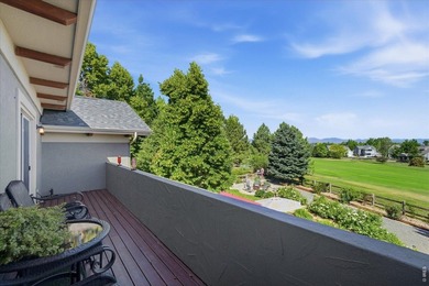 Perfectly positioned along the 4th fairway of the renowned - photo 21