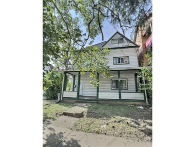 (private lake, pond, coastal) Townhome/Townhouse For Sale in Homestead Pennsylvania