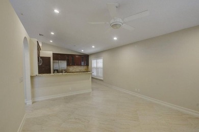Welcome to this charming three-bedroom two-bath split floor plan - photo 25