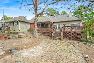 Fantastic curb appeal on this 4BD-2BA-2LA Golf Course home at - photo 33
