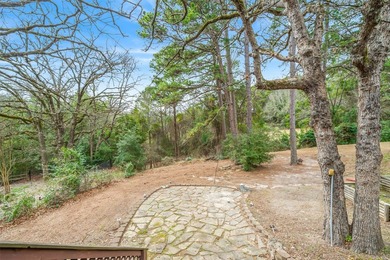 Fantastic curb appeal on this 4BD-2BA-2LA Golf Course home at - photo 34