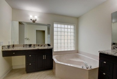 Welcome to this charming three-bedroom two-bath split floor plan - photo 37