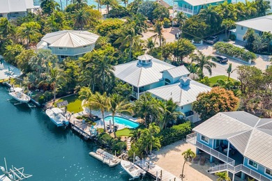 Welcome to your private waterfront retreat in the highly - photo 6