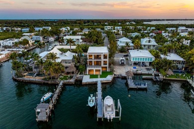 Introducing a remarkable modern bayfront residence in Key Largo - photo 6