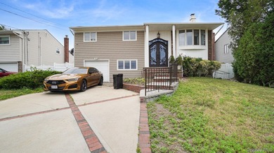 Welcome to this spacious Hi-Ranch in the heart of Bellmore - photo 1