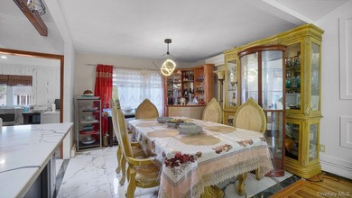 Welcome to this spacious Hi-Ranch in the heart of Bellmore - photo 5