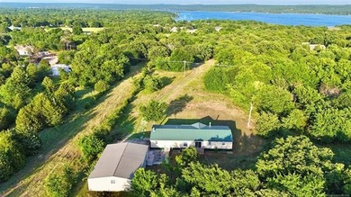 Country living just minutes from Lake Eufaula! Situated on 7.5 - photo 4