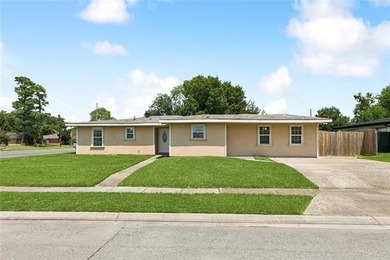 Lake Pontchartrain Home For Sale in New Orleans Louisiana