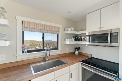 12 Ridges is a breathtaking 268-acre mountaintop retreat along - photo 22