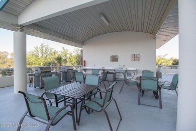 Ocean Club Condo's in Biloxi are known for a luxurious feel - photo 38
