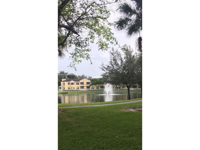 (private lake, pond, creek) Condo For Sale in Plantation Florida