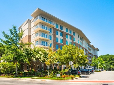 Penthouse living at Tides IV with stunning top-floor views of - photo 2