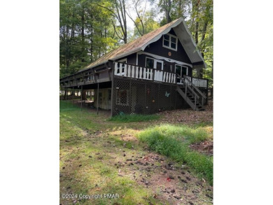 Lake Home For Sale in Lakeville, Pennsylvania