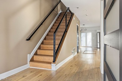 Welcome to 1457 W 52nd, a beautifully renovated 3-bedroom, 3 - photo 4