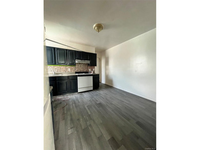 VALUE-ADD SIX-UNIT RENT-STABILIZED MULTIFAMILY INVESTMENT - photo 6