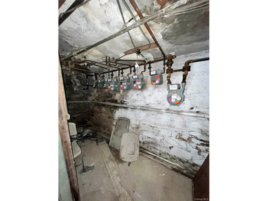 VALUE-ADD SIX-UNIT RENT-STABILIZED MULTIFAMILY INVESTMENT - photo 8