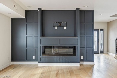 Welcome to 1457 W 52nd, a beautifully renovated 3-bedroom, 3 - photo 8